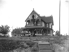 [Cape Vincent, N.Y. Family Gathering infront of House] (#2)